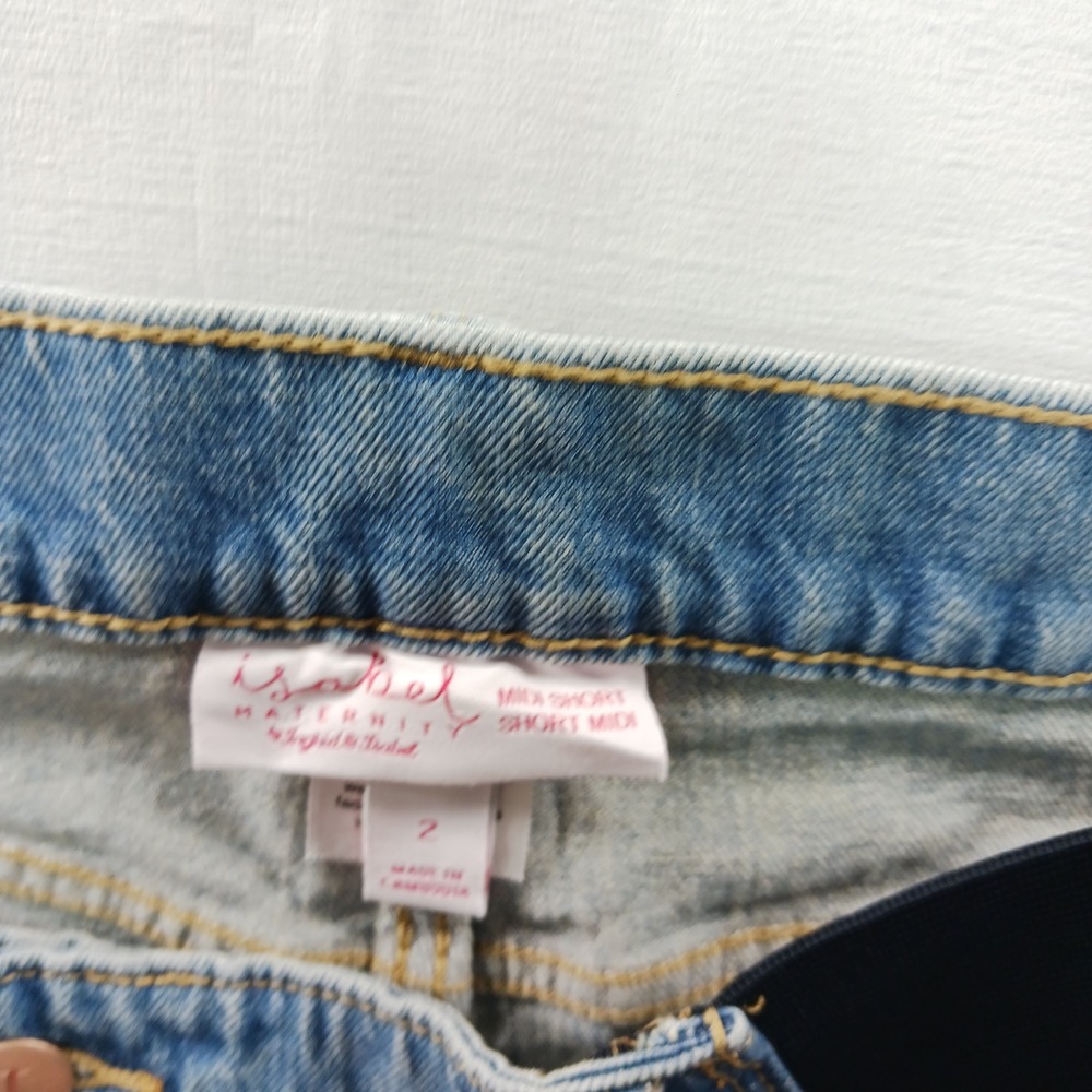 Isabel Maternity by Ingrid & Isabel Light Wash Midi Denim Shorts Size 2 NWT - Picture 3 of 15
